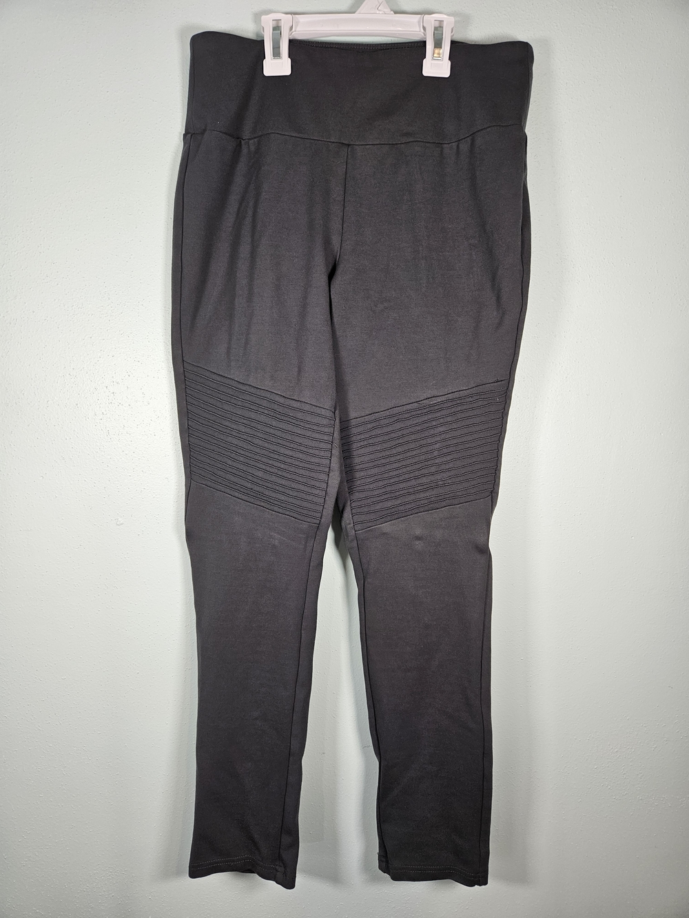 Parasuco Black Ribbed Knee High-Waist Leggings